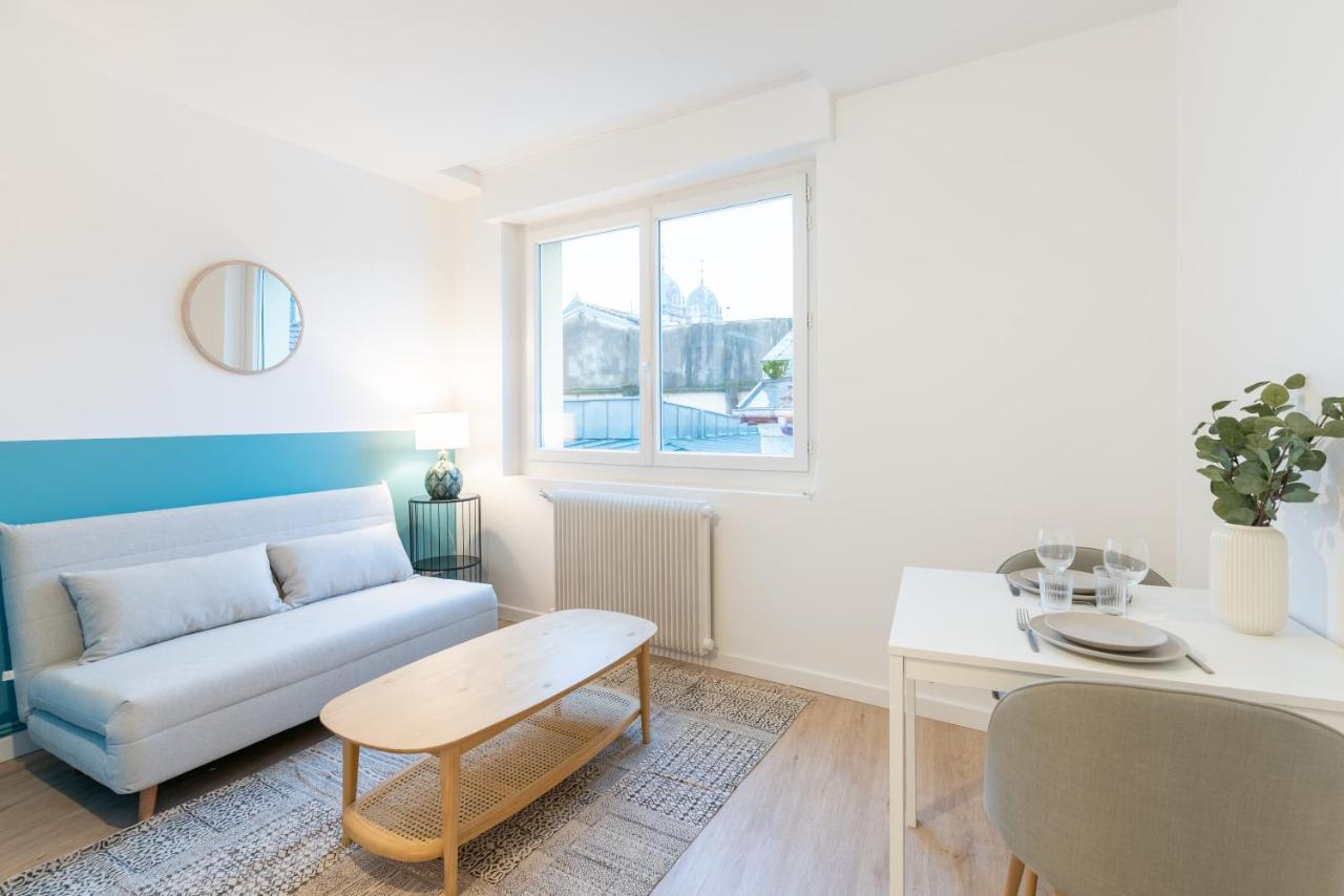 H S H Conciergerie Dax Apartment Exterior photo